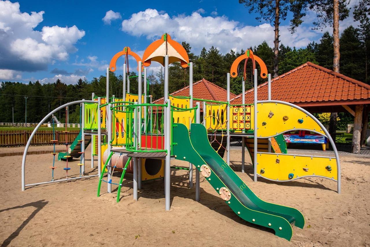 Отель Debowy Dwor Ruda Rozaniecka Экстерьер фото