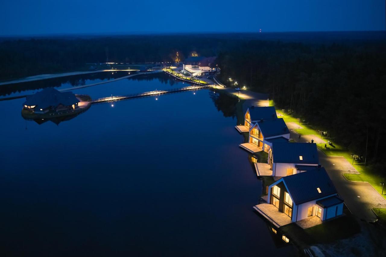 Отель Debowy Dwor Ruda Rozaniecka Экстерьер фото