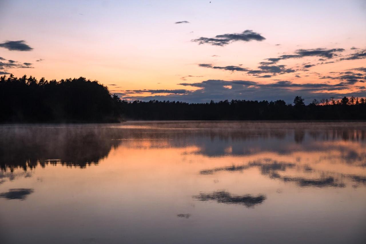 Отель Debowy Dwor Ruda Rozaniecka Экстерьер фото